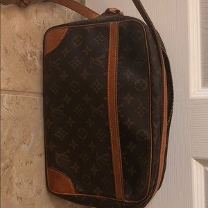 Authentic Louis Vuitton Trocadero Bag